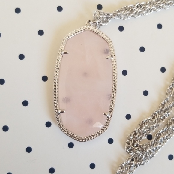 Kendra Scott Rae necklace in Rose Quartz - Picture 4 of 4